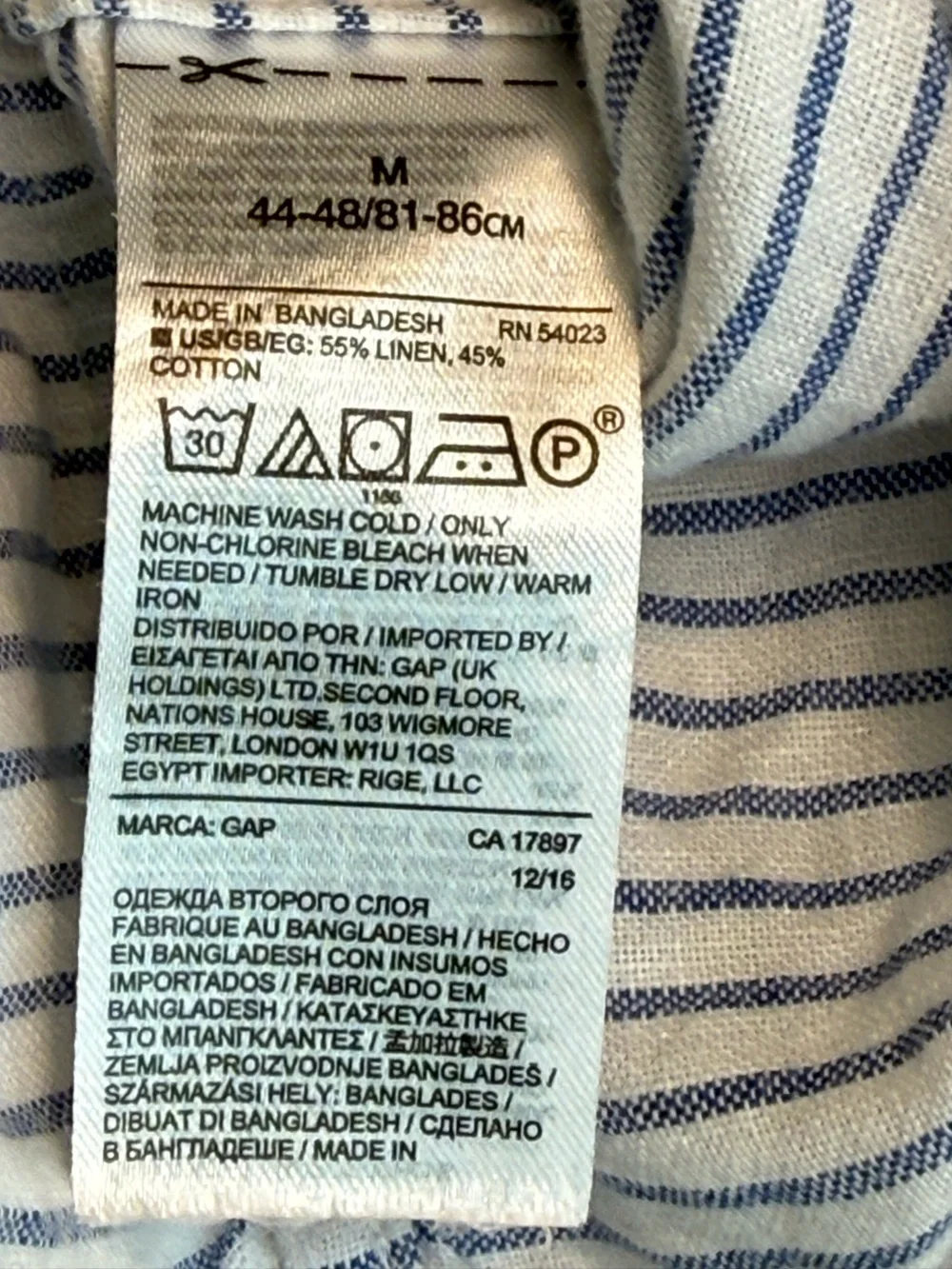 GAP size medium blue & white striped button down